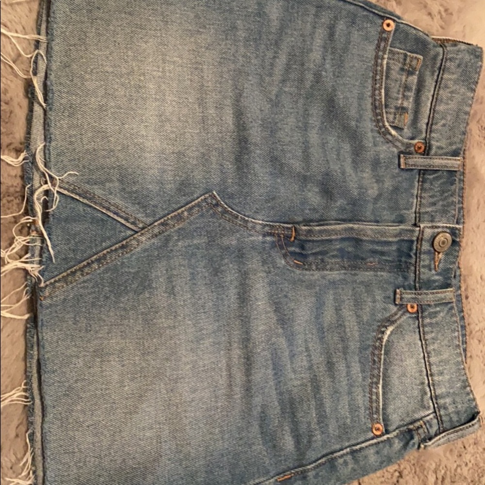 Cute denim skirt